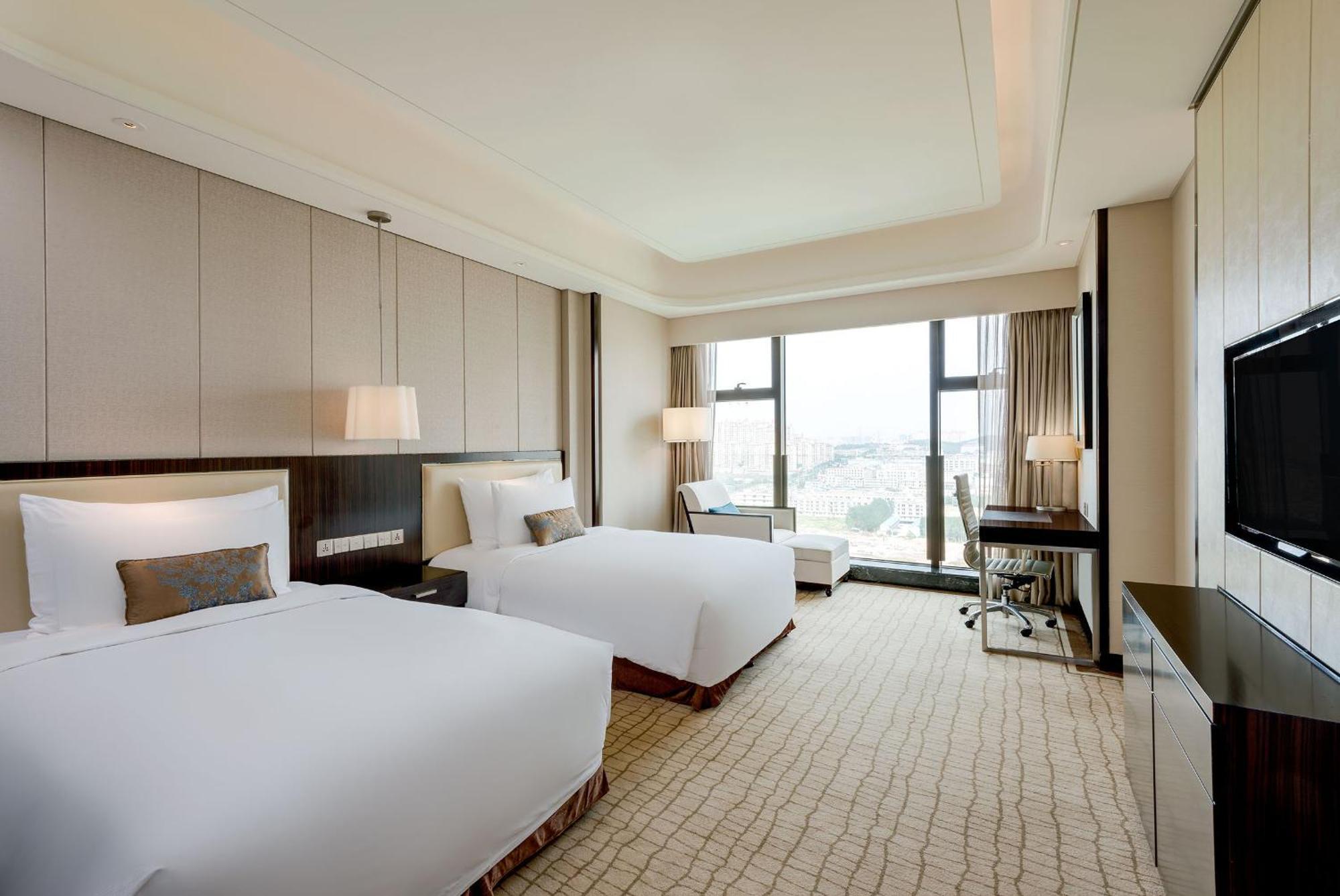 Crowne Plaza Guangzhou Zengcheng By Ihg- Canton Fair Free Shuttle Bus Exterior foto